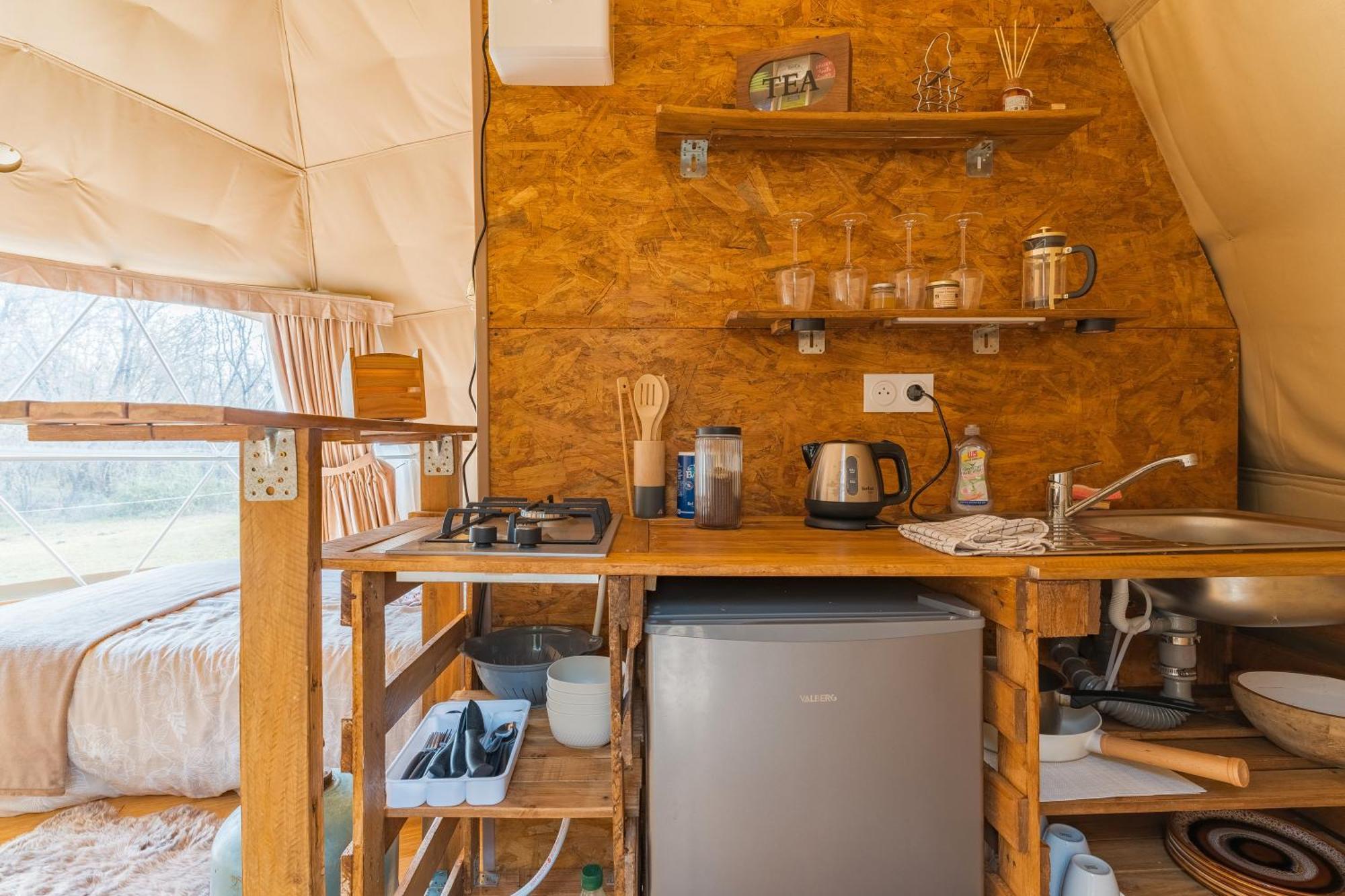 La Cabane Aux Chevaux Varages Экстерьер фото